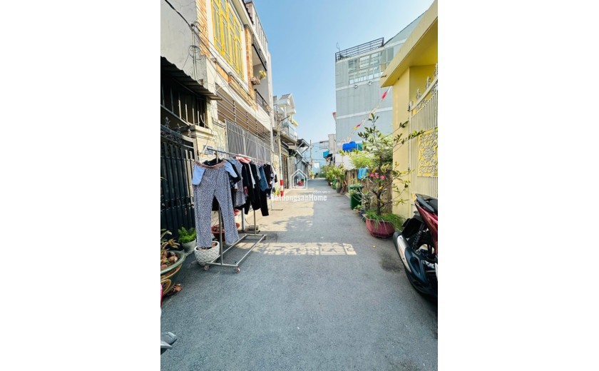 Bán nhà đường số 9, Phường Linh Tây, Thủ Đức, TP HCM. DT 76m2, cấp 4,  sổ hồng,  Giá 4.1 tỷ