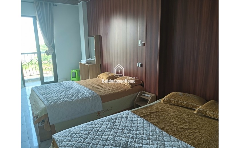 Khách sạn Nam Hòa Xuân 111m² 6 tầng 18 phòng doanh thu 100tr giá 12.x tỷ