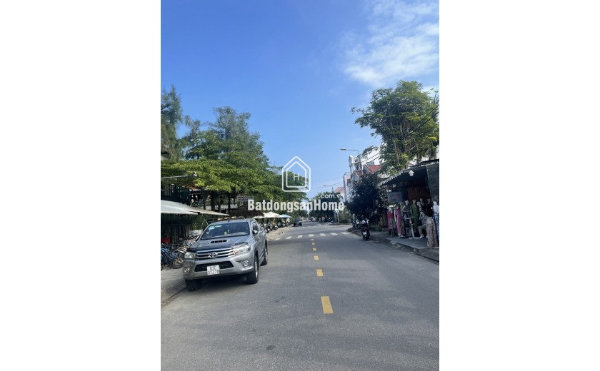 Bán nhà mặt tiền Nguyễn Phan Vinh view biển Tân Thành Hội An, 200m², giá 26 tỷ