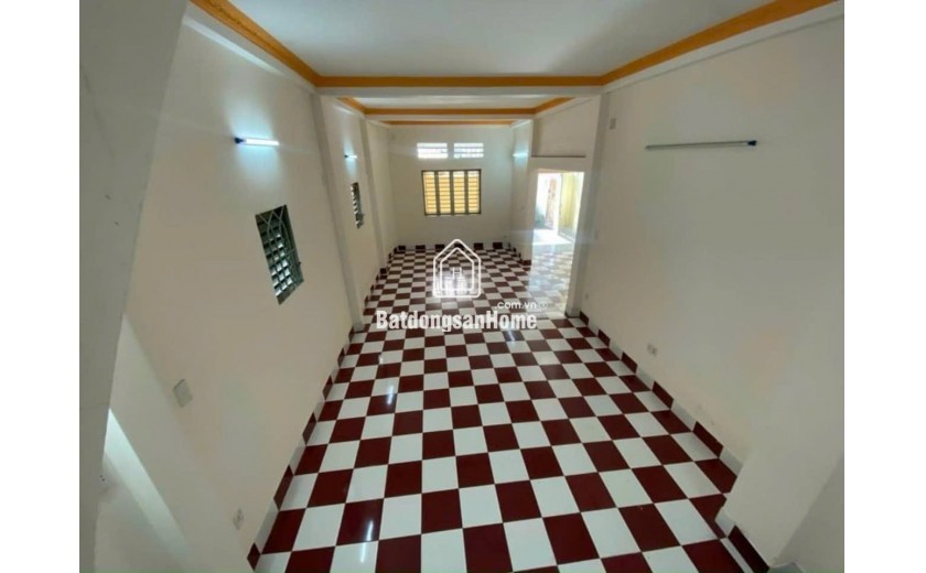 NHÀ C4 ĐƯỜNG 4 LINH TÂY 4.6 TỶ