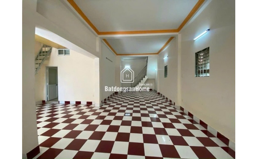 NHÀ C4 ĐƯỜNG 4 LINH TÂY 4.6 TỶ