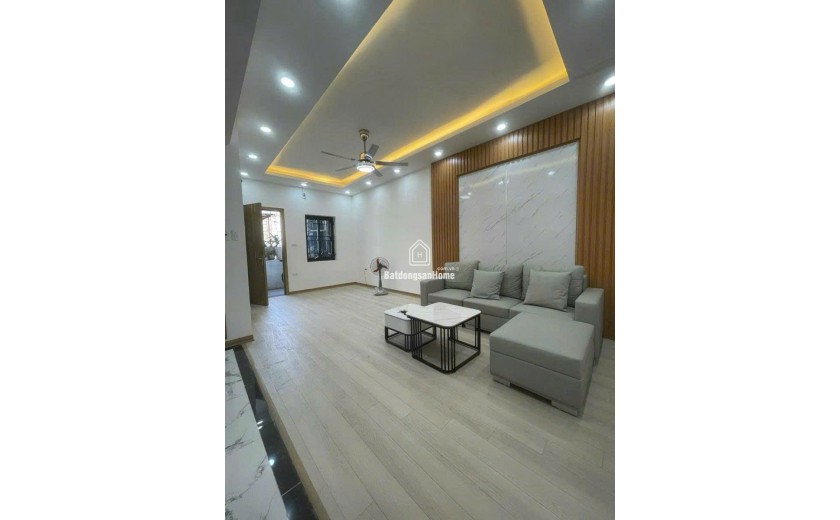 Tập Thể CHÙA BỘC NHÀ ĐẸP 3 PHÒNG NGỦ FULL NỘI THẤT 80m2 Giá 5.65 tỷ