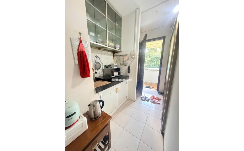 Căn tập thể nhà B2 Tập thể Vĩnh HỒ,  Đống Đa Giá 4.2 tỷ