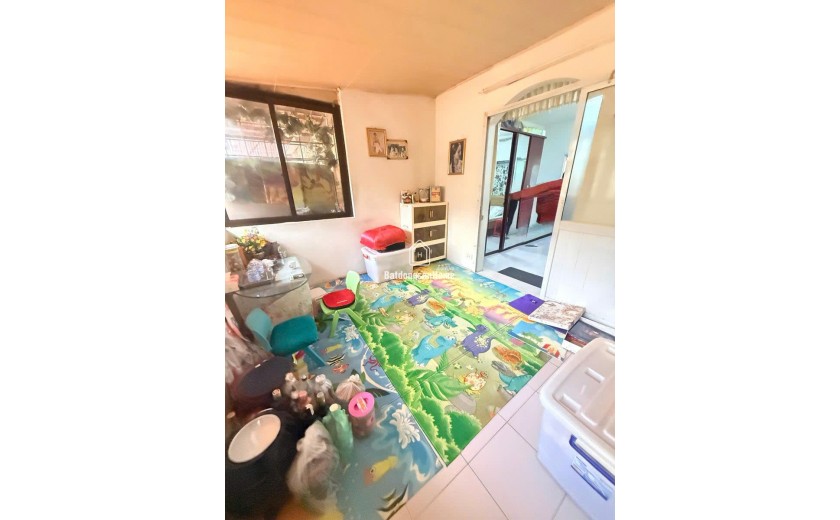 Căn tập thể nhà B2 Tập thể Vĩnh HỒ,  Đống Đa Giá 4.2 tỷ