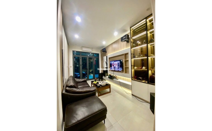 PHÂN LÔ HOÀNG VĂN THÁI - Ô TÔ ĐỖ CỬA Ô - DT  41m2 4 tầng mặt tiền 3.2m Giá 15.5 tỷ