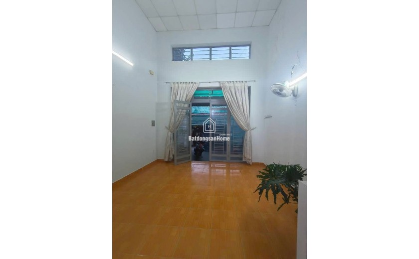 NHÀ C4 74M2 LÊ VĂN CHÍ - GẦN ĐH SƯ PHẠM KỸ THUẬT - GA METRO THỦ ĐỨC