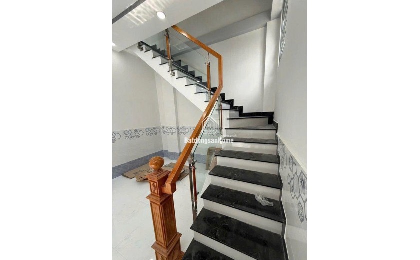 NHÀ HẺM Ô TÔ – ĐƯỜNG SỐ 3 – BÌNH TÂN – GIÁP TÂN PHÚ – DT 48M2 – TRỆT LẦU – NHỈNH 5 TỶ