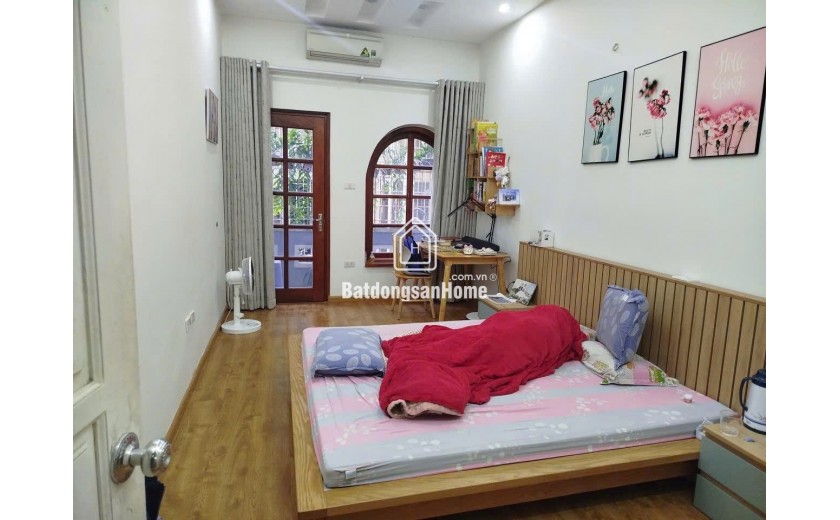 HÀO NAM NHÀ ĐẸP - NGÕ THÔNG - KINH DOANH - 34m2 5 tầng mt 3.5m Giá 10.7 tỷ