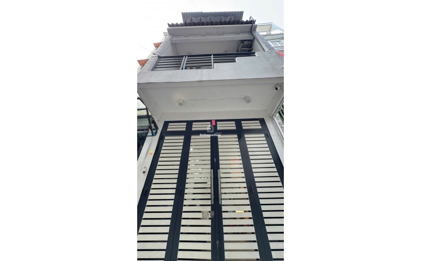 Quận 10 - Hẻm Trước Nhà 4M - 4 Tầng BTCT - Nhà Còn Mới - Nhỉnh 6 Tỷ