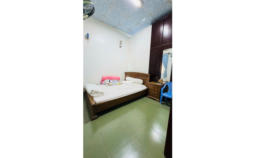 Tân Phú - Giáp Tân Bình - Hẻm Xe Hơi Đỗ Cửa - Không Quy Hoạch - 79M - 4PN - Nhỉnh 8 Tỷ