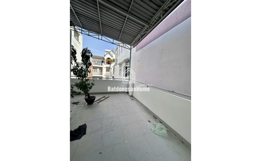 Bán nhà HXH Thành Thái Quận 10 cách 10m, 5 Tầng nhà mới, 50m ra mặt tiền, giá nhỉnh 3 tỷ