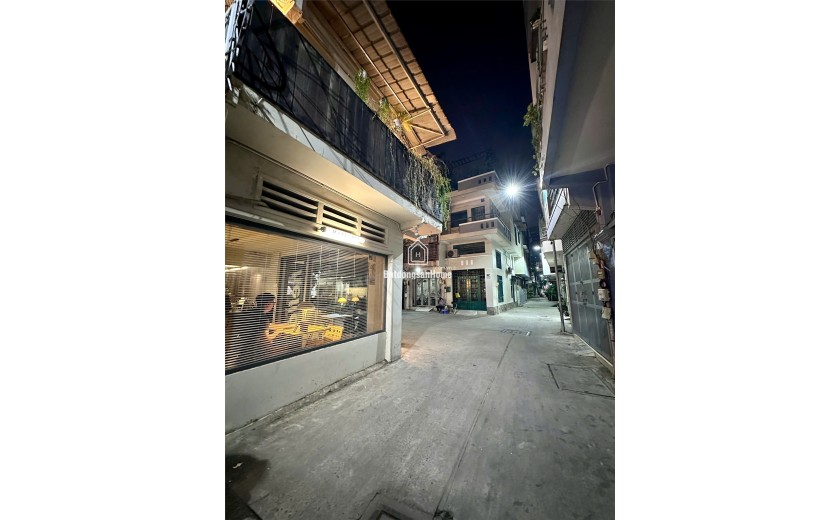 Bán Nhà HXH Quận 5, Trần Hưng Đạo, có Thang Máy, 45m, 5PN, Giá Nhỉnh 9 Tỷ