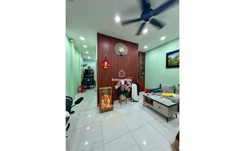 Bán Nhà Quận 5 - HXH - Trần Hưng Đạo - Thang Máy - 45M -  5PN - Nhỉnh 9 Tỷ