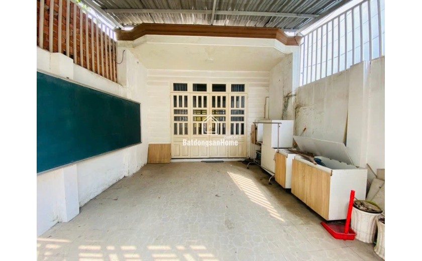 Nhà c4 trương văn hải 95m 8.7 tỷ