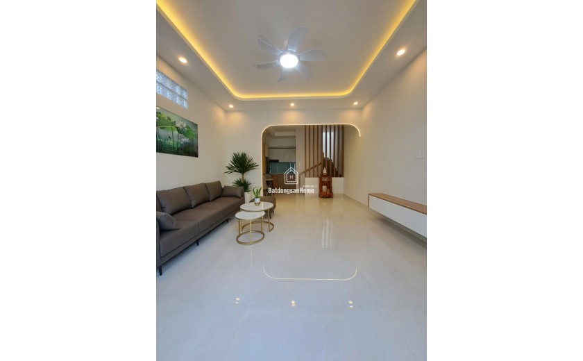 BÁN NHÀ 2 TẦNG VÕ VĂN NGÂN THỦ ĐỨC ĐỐI DIỆN VINCOM 50M -5.29 TỶ