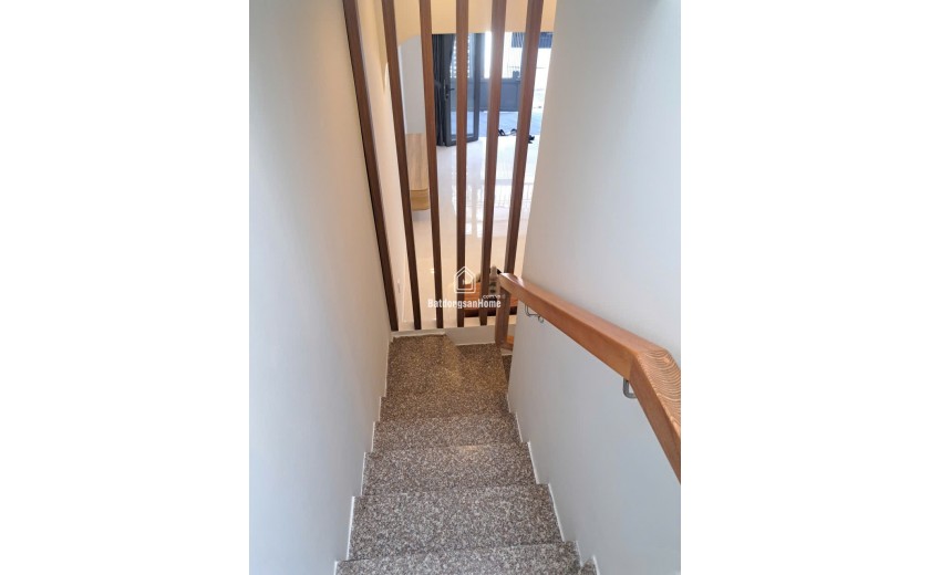 BÁN NHÀ 2 TẦNG VÕ VĂN NGÂN THỦ ĐỨC ĐỐI DIỆN VINCOM 50M -5.29 TỶ