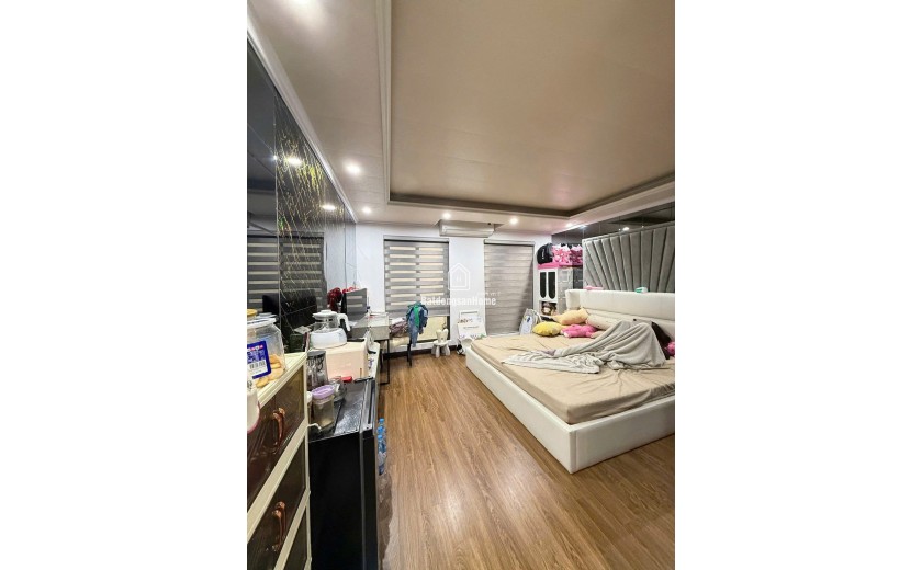 ĐÔNG TÁC NHÀ MỚI ĐẸP 6 TẦNG GẦN OTO 40m2 6 tầng mặt tiền 4.9m Giá 13.2 tỷ