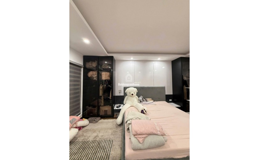 ĐÔNG TÁC NHÀ MỚI ĐẸP 6 TẦNG GẦN OTO 40m2 6 tầng mặt tiền 4.9m Giá 13.2 tỷ