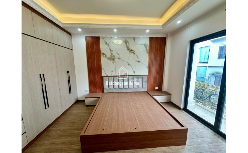 TƯ ĐÌNH – LONG BIÊN 6 TẦNG – NHÀ MỚI – THANG MÁY – KINH DOANH 57m2 Giá 13.8 tỷ