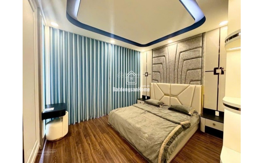 Nhà đẹp GIÁ TỐT tặng full nội thất - Tân Quy - Quận 7 . ngang 7m dọn vào ở ngay