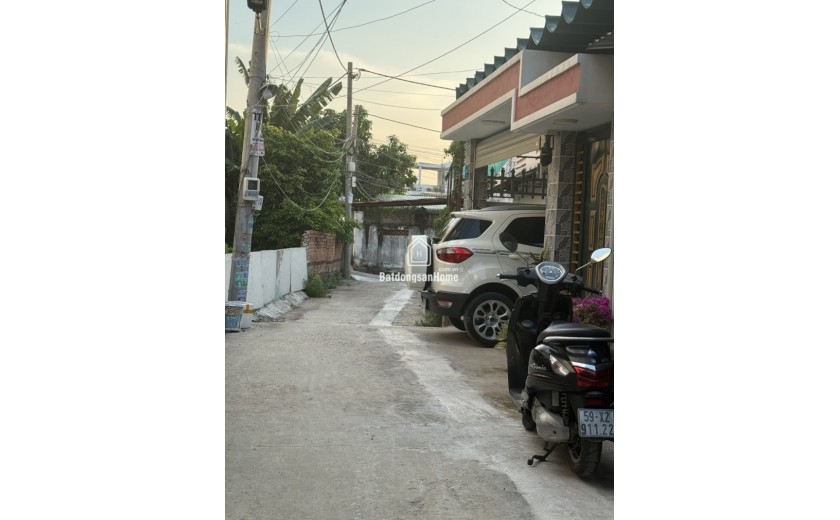 Bán nhà hẻm đường số 9, Phường Trường Thọ, Thủ Đức, TP HCM. DT 80m2, cấp 4,  giá 5,05  tỷ.