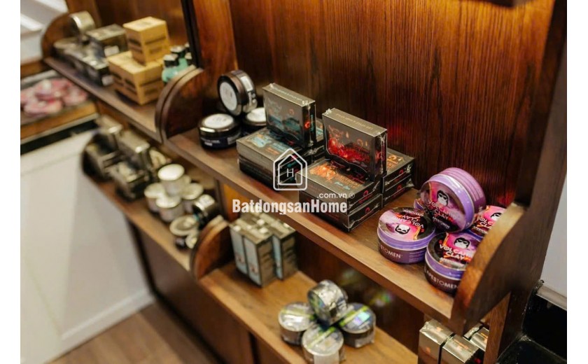 Thiếu nhân sự nên em cần chuyển nhượng lại salon tóc gần khu công nghiệp Giao Long