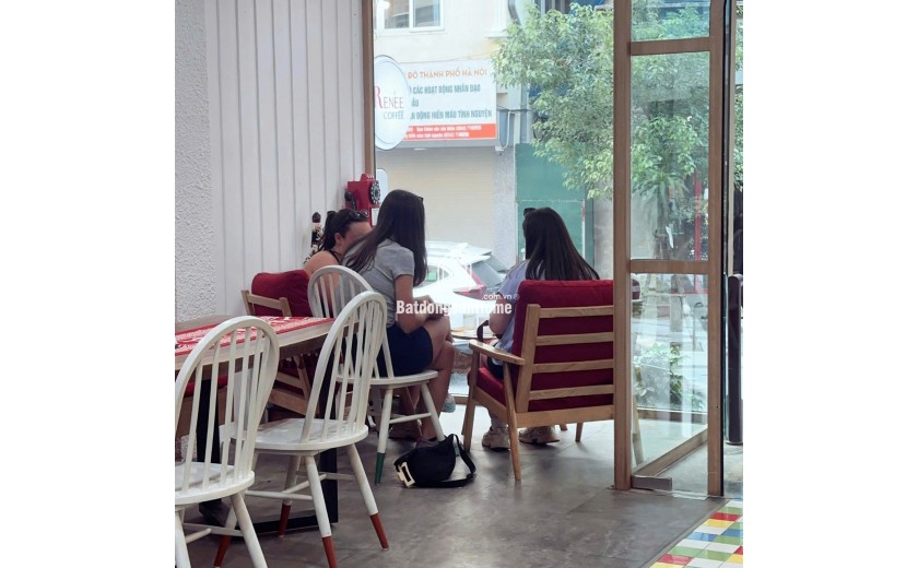 SANG NHƯỢNG QUÁN CAFE PHỐ TÔ NGỌC VÂN