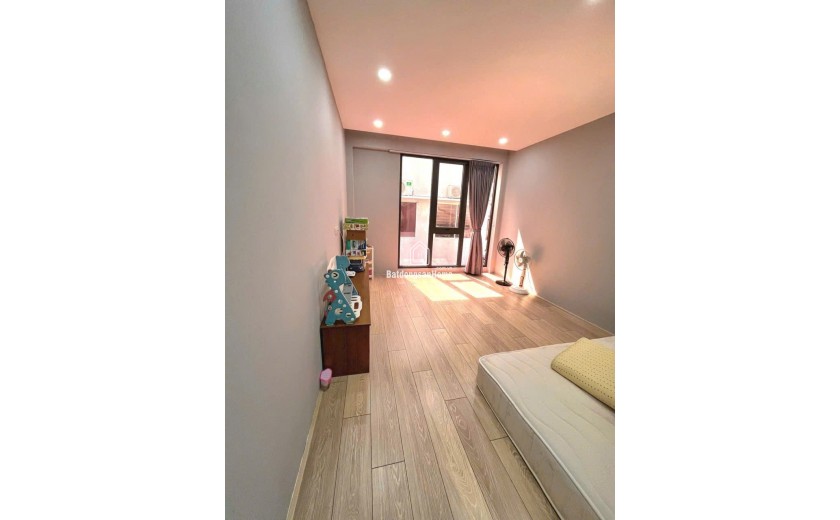 Khu Vip Bàn Cờ - Quận 3 - 38m2 - 4 tầng - 4PN - 8.9 Tỷ