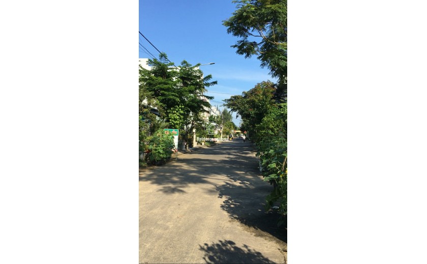 CHỈ 4.X (đ) - GẦN LÀNG ĐẠI HỌC - SÁT VÕ CHÍ CÔNG - DT 90m - Đ.5m5.