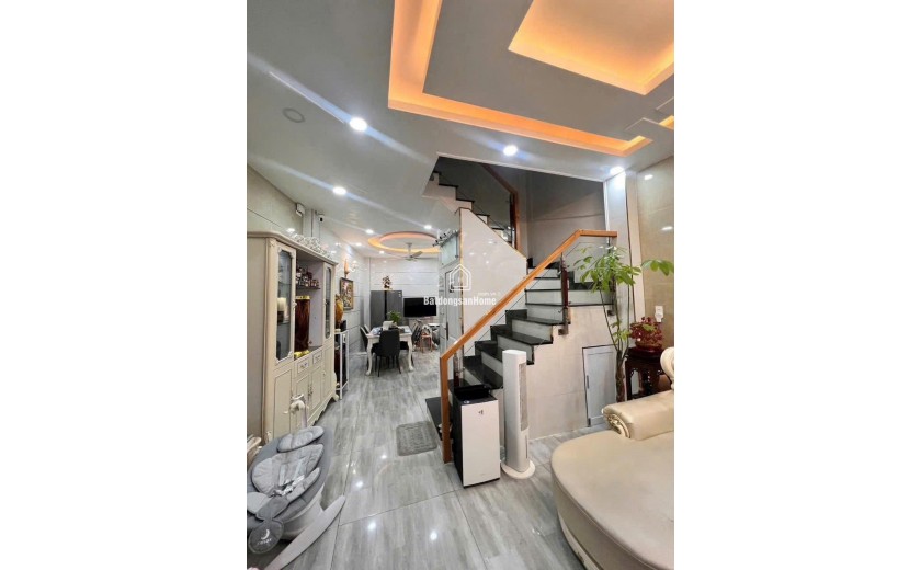 SHOCK GIẢM VỀ 9.5 TỶ -Hẻm ÔTô 8M_5 tầng+ST-4PN Ngang Hiếm 5.5m_Nhà Cực Đẹp Giáp Q10