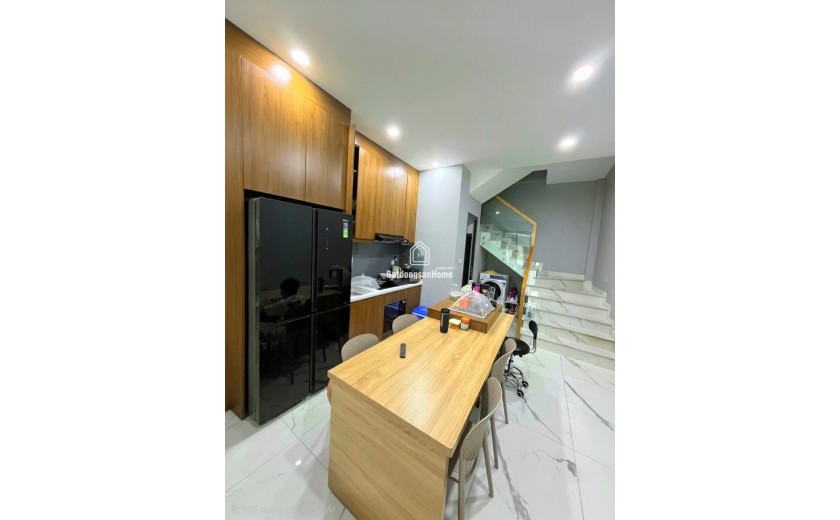 Khu Vip Bàn Cờ - Quận 3 - 38m2 - 4 tầng - 4PN - 8.9 Tỷ