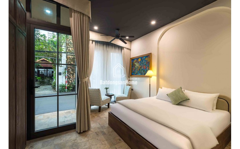 Bán biệt thự đường Lê Ấm 200m2, 3 tầng full nội thất cao cấp, giá 22 tỷ