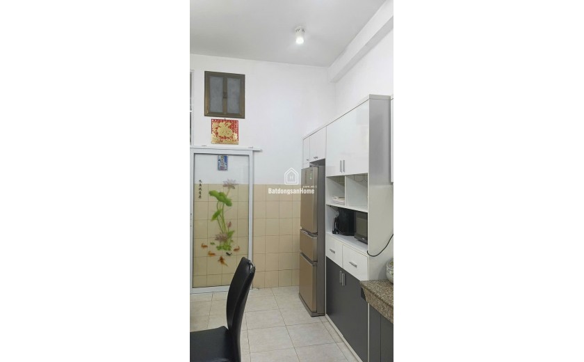 Mặt tiền Xóm Chiếu - Quận 4 - 78m2 - 3 tầng - 18.5 tỷ