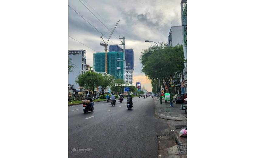 36TỶ-VỊ TRÍ THƯƠNG MẠI-ĐƠN VỊ THUÊ THƯƠNG HIỆU - SIÊU PHẨM MẶT TIỀN Hồng Bàng Quận5