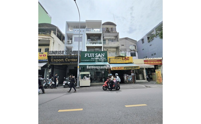 NGAY ĐH KINH TẾ QUẬN 10-Căn Duy Nhất Mặt Tiền Đào Duy Từ 115m 4Tầng GIÁ 35TỶ