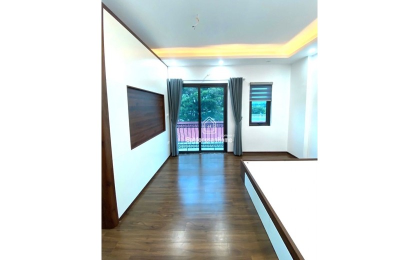 BÁN NHÀ LIÊN MẠC BẮC TỪ LIÊM – 6 TẦNG THANG MÁY – NGÕ Ô TÔ CỰC NÔNG – HƠN 6 TỶ