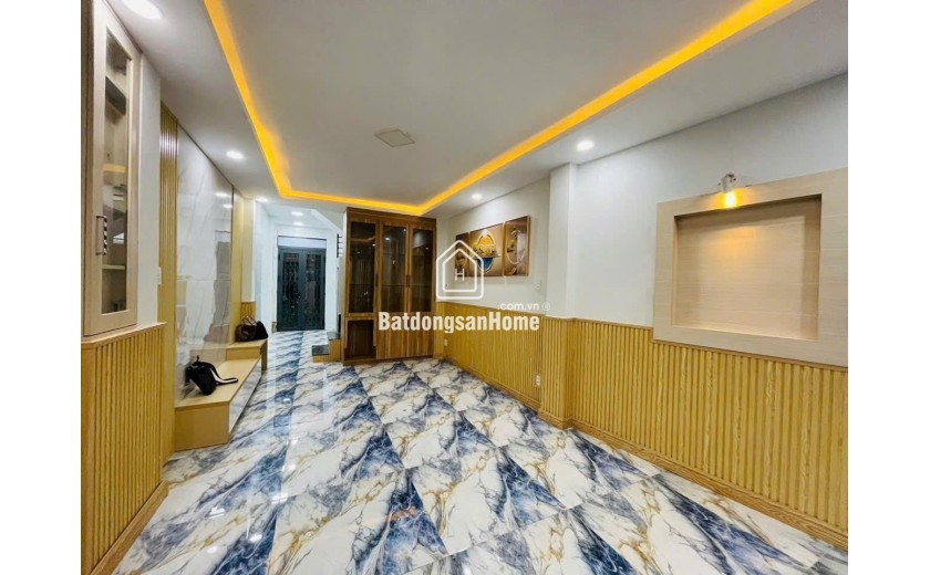 NHỈNH 5 TỶ- NHÀ HẺM BA GÁC – Ngay Cầu NGUYỄN VĂN CỬ 3 Tầng BTCT (4.4x11m) Giao Nhà Ngay.