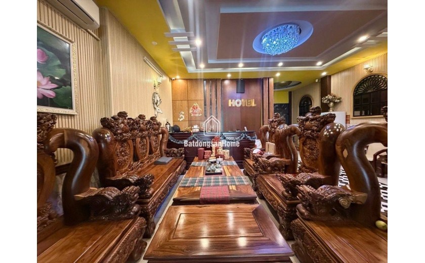 KHÁCH SẠN CAO CẤP - 38 tỷ TL - DÒNG TIỀN 2,2 tỷ/năm - 2 MẶT TIỀN TRƯỚC SAU