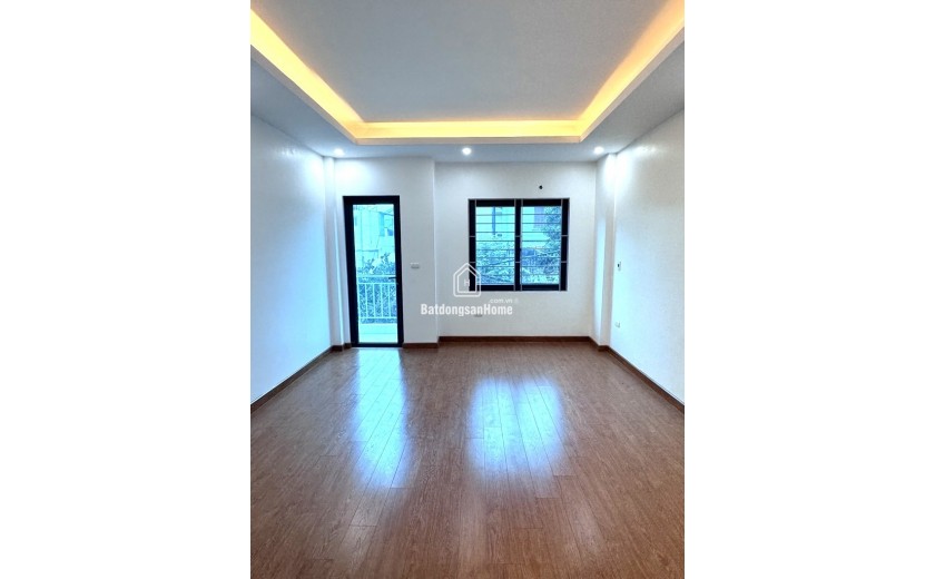 BÁN NHÀ THƯỢNG CÁT BẮC TỪ LIÊM  NHÀ 5 TẦNG XÂY MỚI  37M²  HƠN 5 TỶ