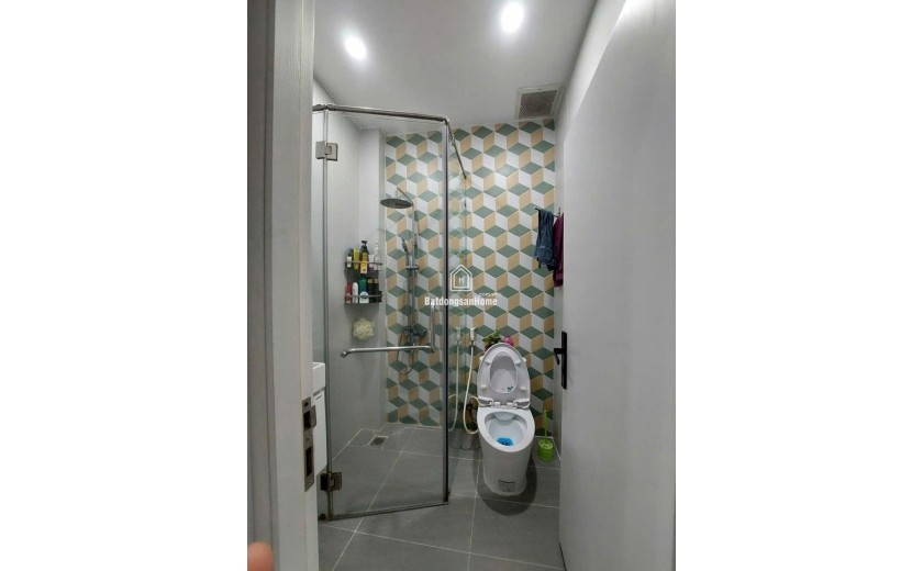 Mặt tiền hẻm 12m - Thành Thái - Quận 10 - 4 tầng - 66m2 - 16 tỷ