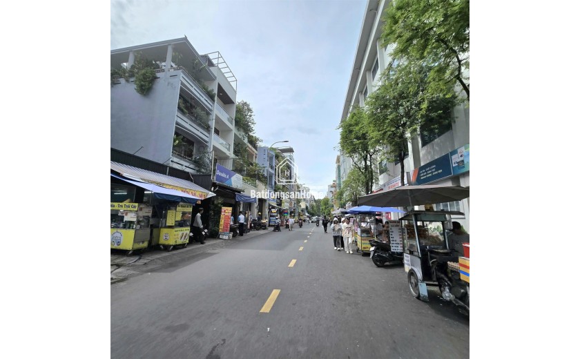 NGAY ĐH KINH TẾ QUẬN 10-Căn Duy Nhất Mặt Tiền Đào Duy Từ 115m 4Tầng GIÁ 35TỶ