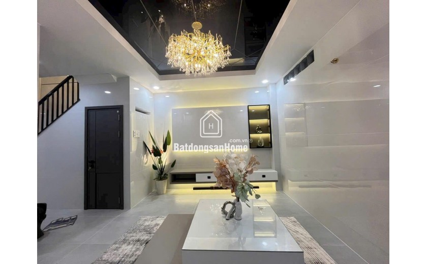 NHÀ MỚI ĐẸP VÀO Ở LIỀN- HXH 5Tầng 4 Pn Nội Thất Cao CấpLạc Long Quân Q11-Giá 8.7Tỷ