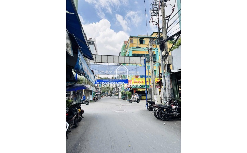 BÁN TOÀ NHÀ 7 TẦNG TM CHỦ MỚI XÂY TÂM HUYẾT - KẸT NÊN BÁN GIẢM 5 tỷ-25.8 tỷ