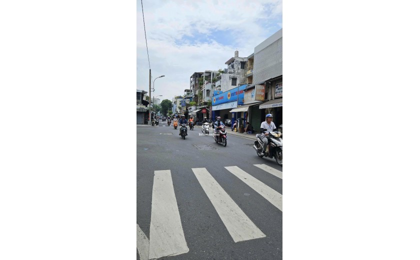 * SIÊU GIÁ-CHÀO THẤP HƠN BANK ĐỊNH GIÁ 105m-Mặt Tiền 6Tầng Ngay 3/2-Lê Đại Hành 21.5tỷ