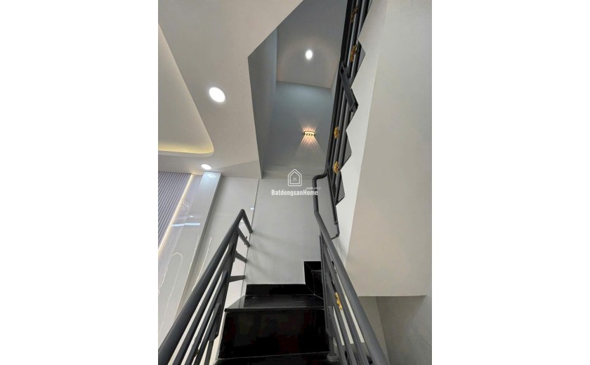 CHỈ 5.1 TỶ TL-SIÊU PHẨM 3 PHÒNG NGỦ HẺM TO 8m Hồng Bàng_P.Minh Phụng (P1_Q11) Cũ