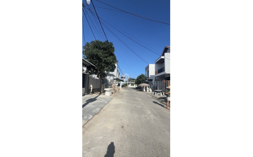 CHỈ 4.X (đ) - ĐẤT 100m²- SONG SONG NGUYỄN THỨC ĐƯỜNG – GẦN BIỂN NON NƯỚC, TÂN TRÀ.