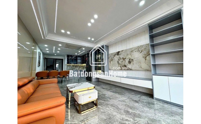 Bán nhà  LẠC LONG QUÂN otô tránh- kinh doanh thang máy 48 M 5tầng 14.2 tỷ