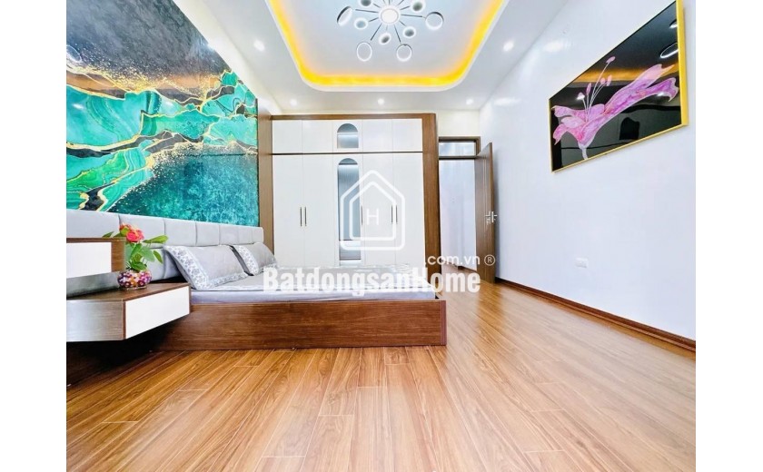 Nhà hiếm  Xuân Đỉnh –gần trường cấp 1,2,3 Xuân Đỉnh –gần phố 42M 5tầng 9.7 TỶ