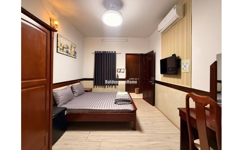 KHÁCH SẠN CAO CẤP - 38 tỷ TL - DÒNG TIỀN 2,2 tỷ/năm - 2 MẶT TIỀN TRƯỚC SAU