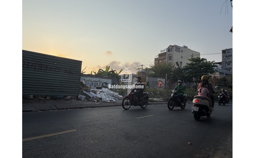 Bán đất mặt tiền Mỹ Đa Đông 12, 83m2, giá 15.5 tỷ – sát biển Mỹ Khê